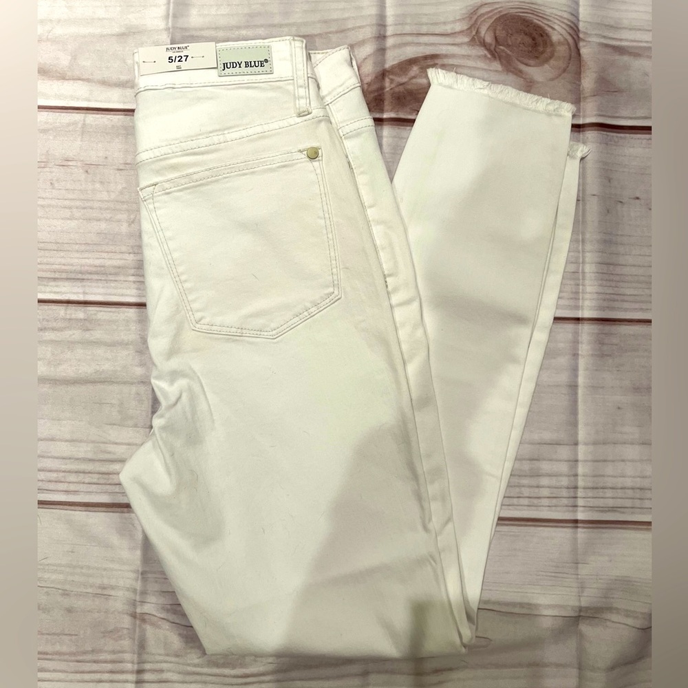 Judy Blue women's White Skinny Jeans size 5/27